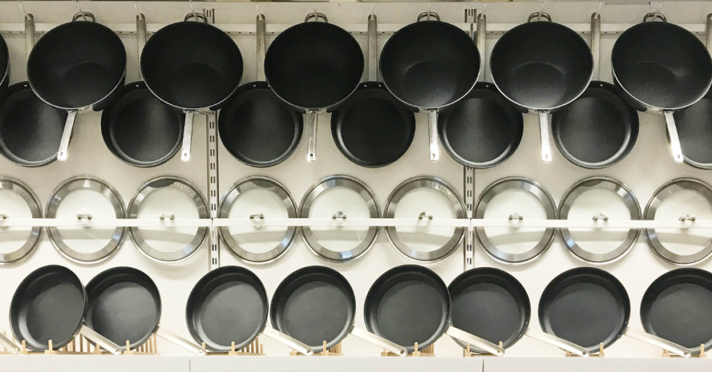Como organizar uma cozinha pequena: 15 ideias práticas para ganhar espaço Design Sem Nome 16 1024x536